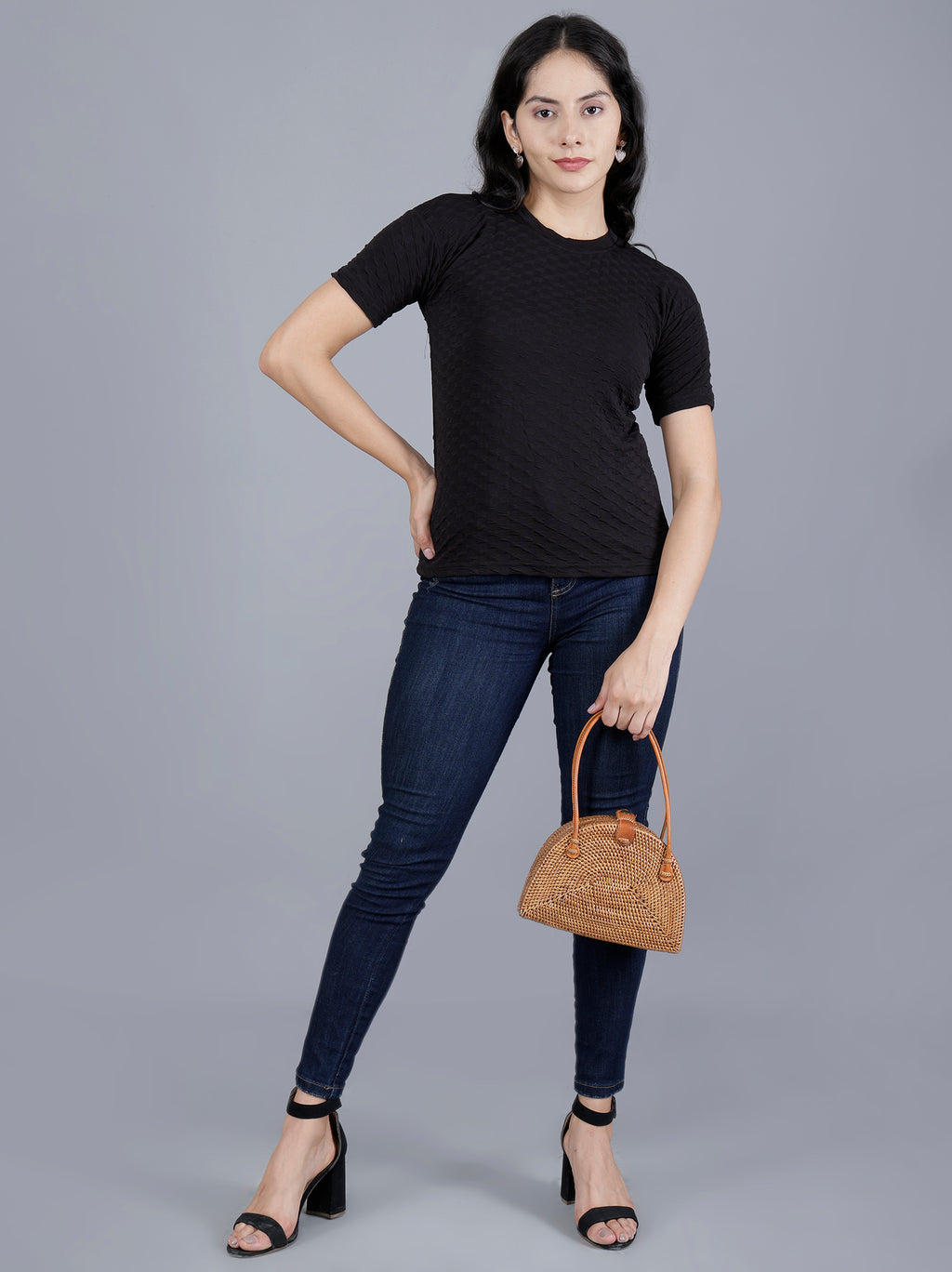 Viigobella Women’s Textured Short Sleeve Top in Black Cotton Fabric