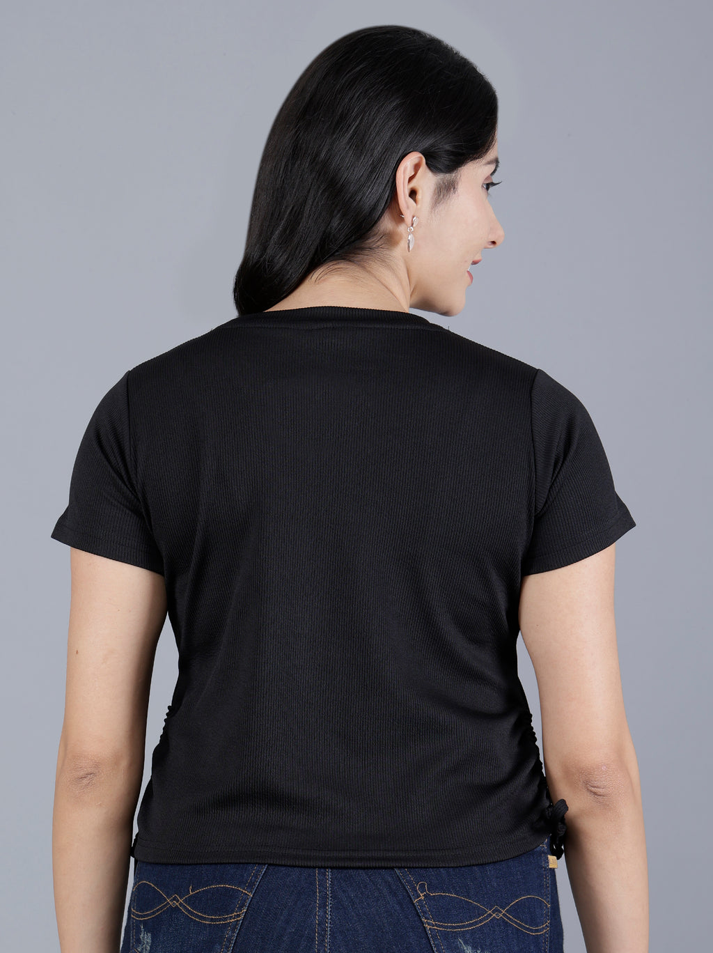 Viigobella Women’s Ribbed Crop Top in Black Rib Fabric