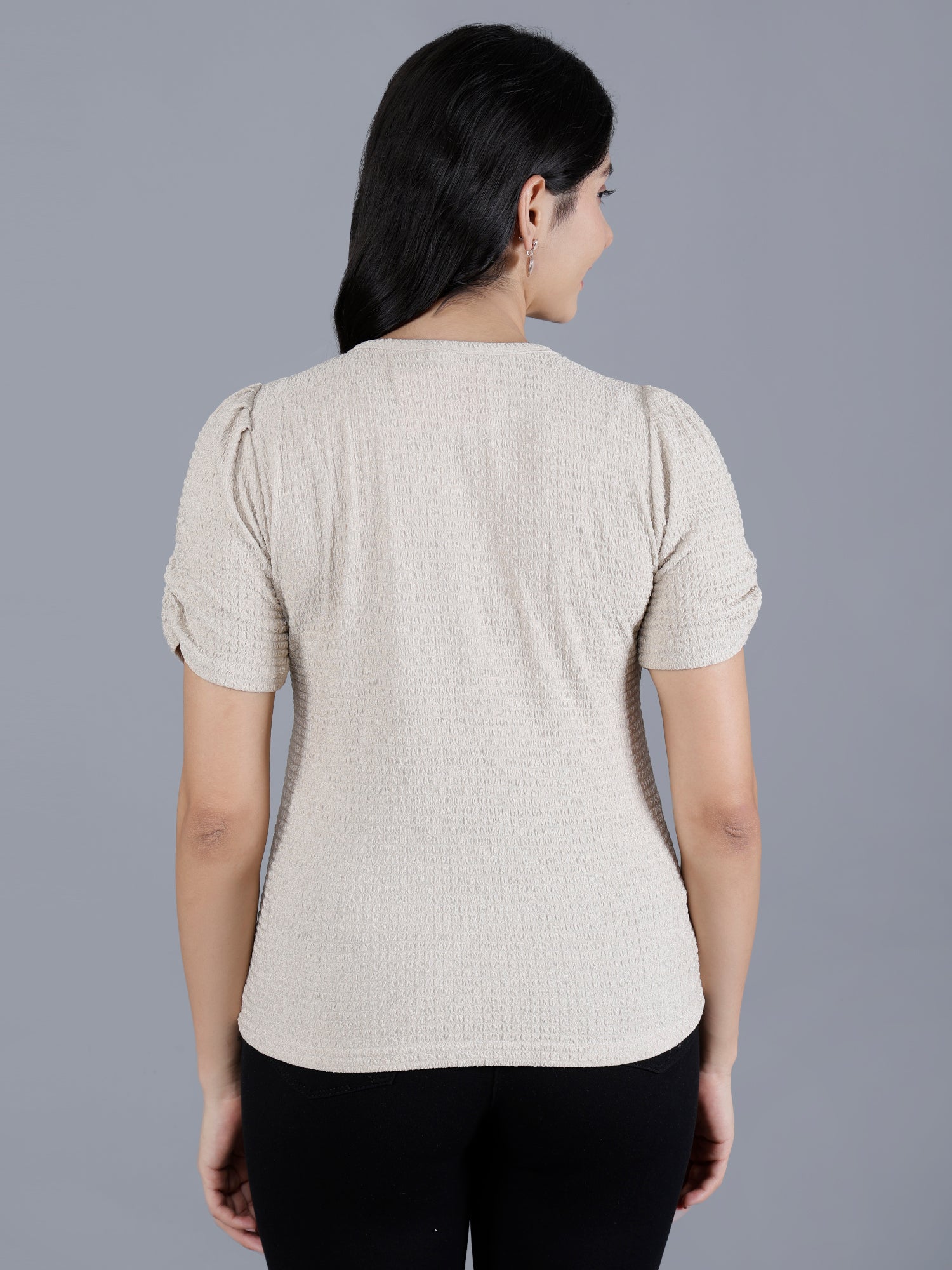 Viigobella Women’s Textured Short Sleeve Top in Beige Cotton Fabric