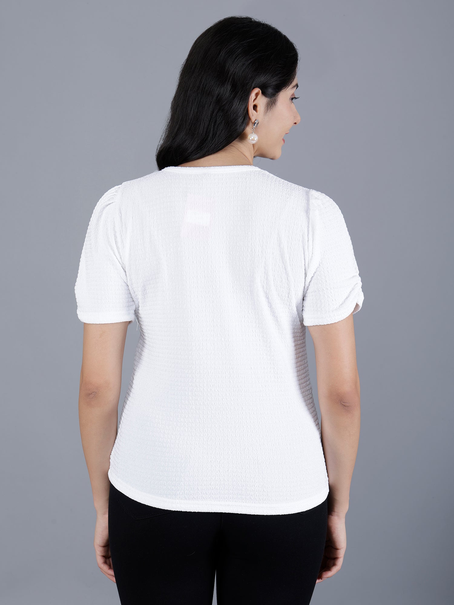 Viigobella Women’s Puff Sleeve Top in White Cotton Fabric