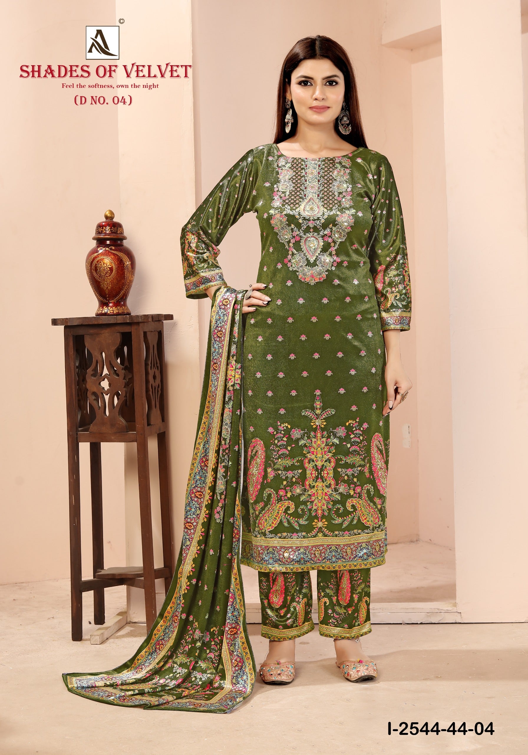 Premium Velvet Printed Straight Suit with Dupatta – Royal Winter Edition